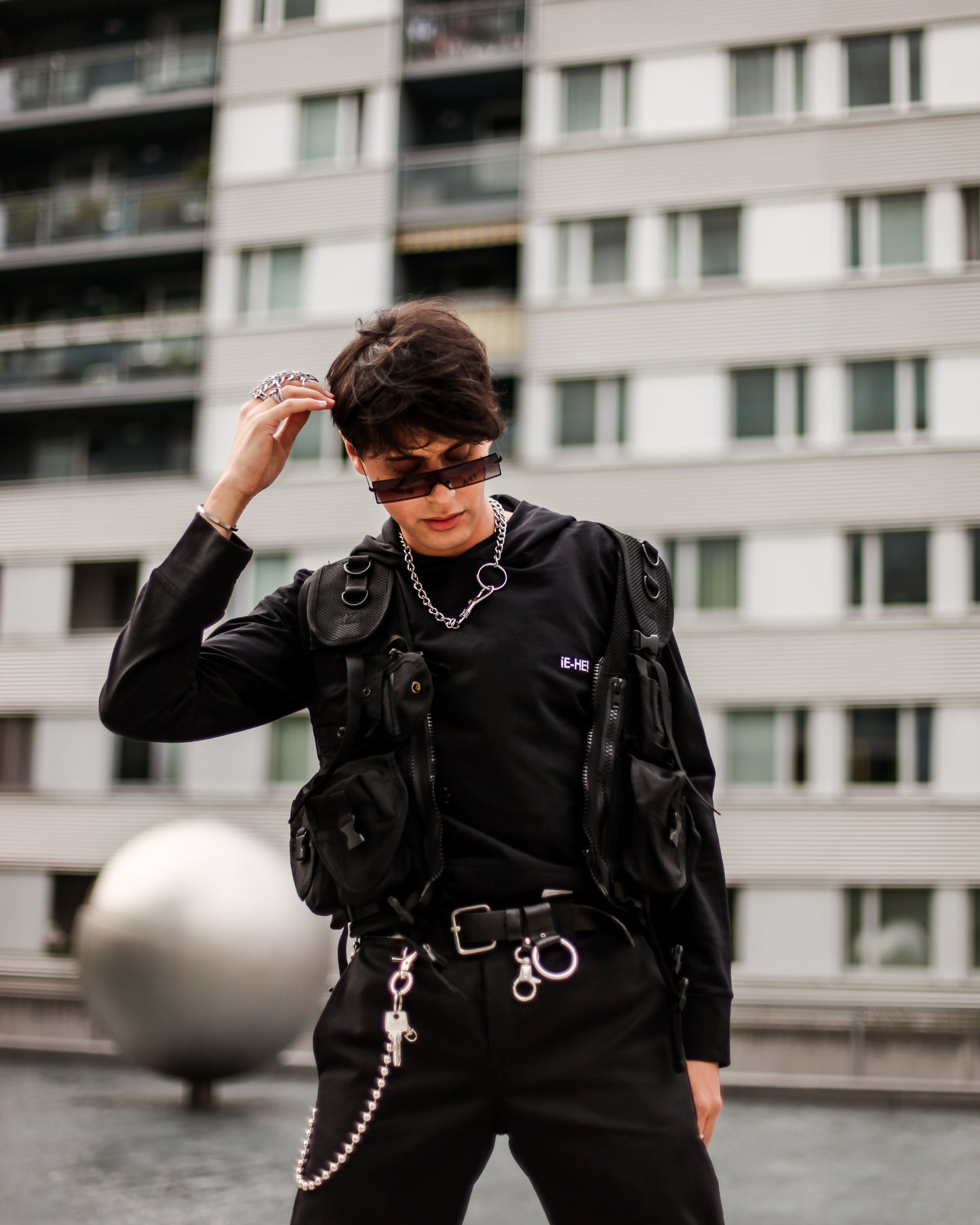 Embroidered logo Hoodie - Black