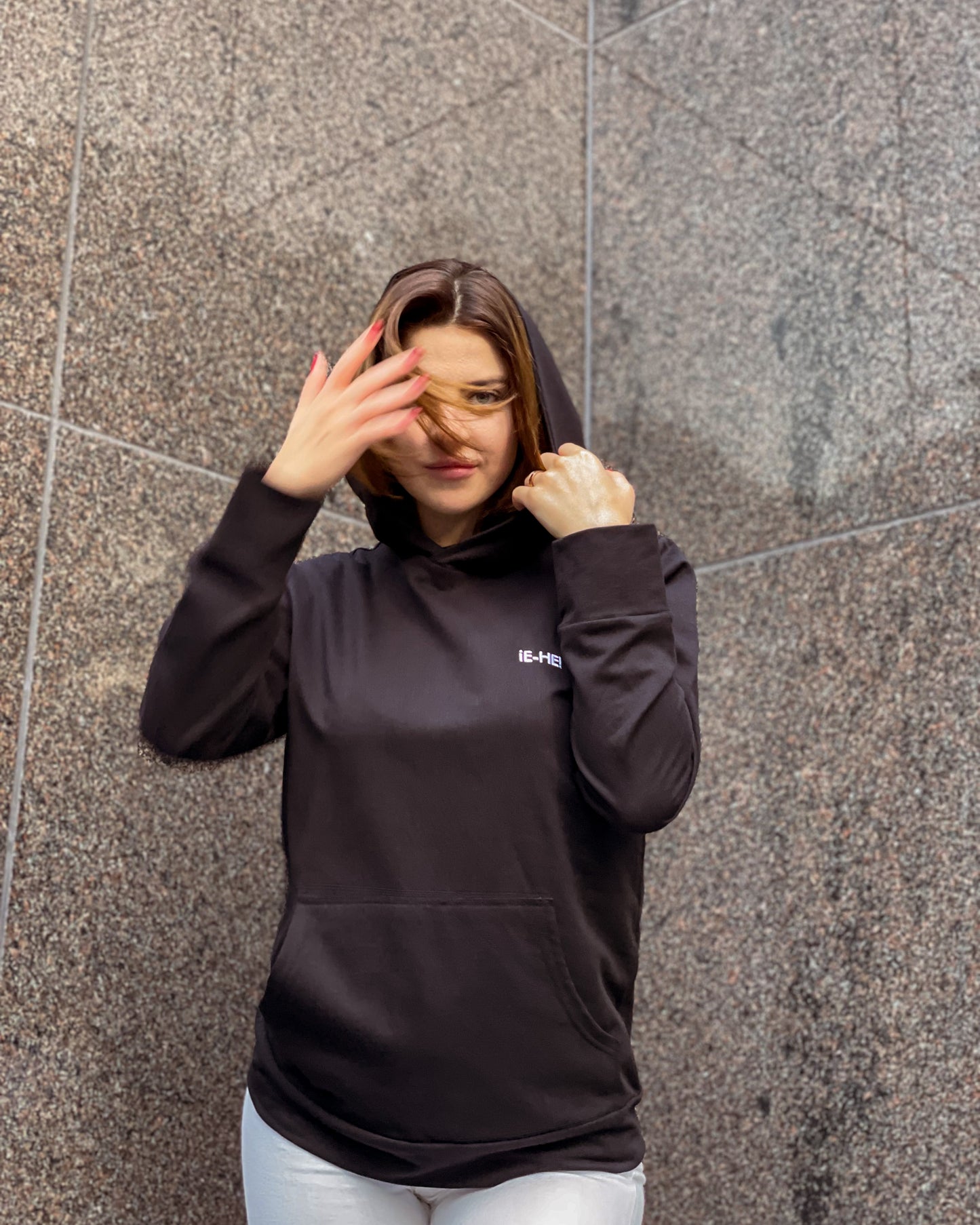 Embroidered logo Hoodie - Black