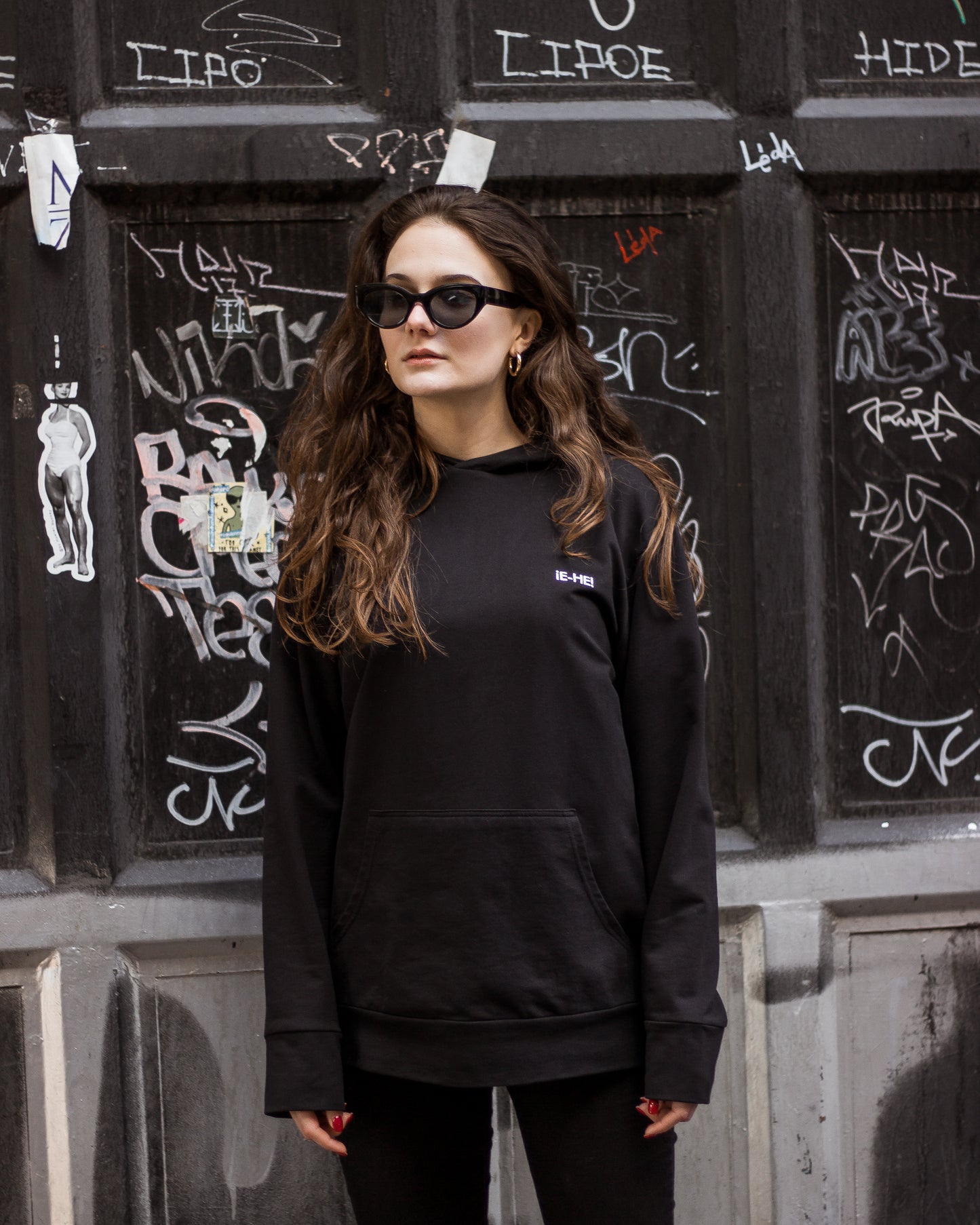 Embroidered logo Hoodie - Black